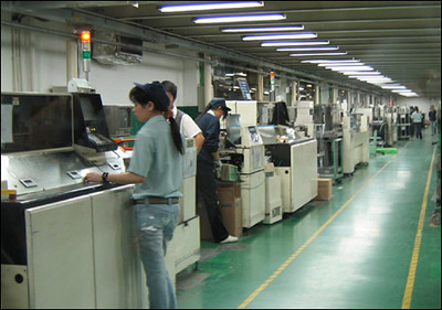 冠捷顯示器制造工廠探秘 精密硬件背后的科技時(shí)代